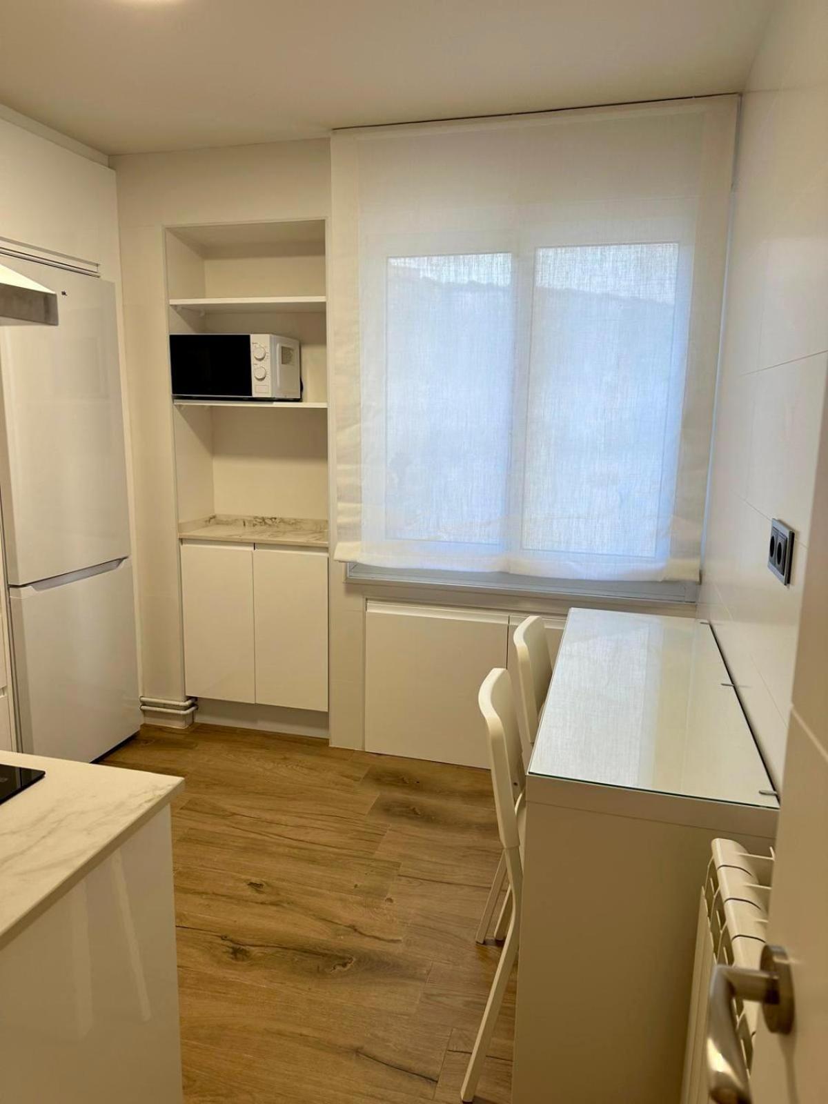 Apartment Playa Centro Ii, A Estrenar, 6 Huespedes Vut-5248-as Gijon